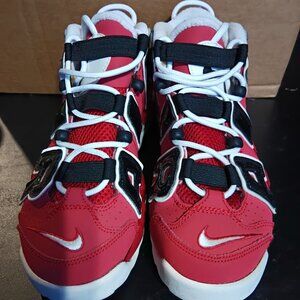 Nike Air Uptempo GS “Varsity Red” size 5.5y